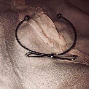 Adorable Bow Bracelet